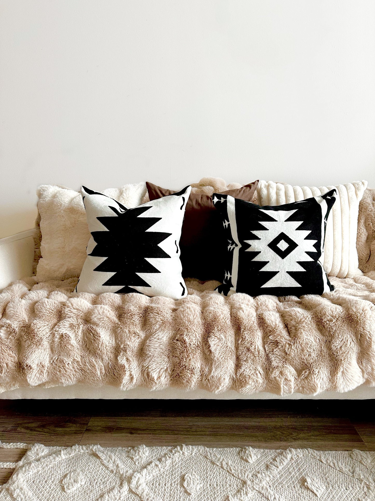 Hardin Velvet Pillow Cover — Chocolate