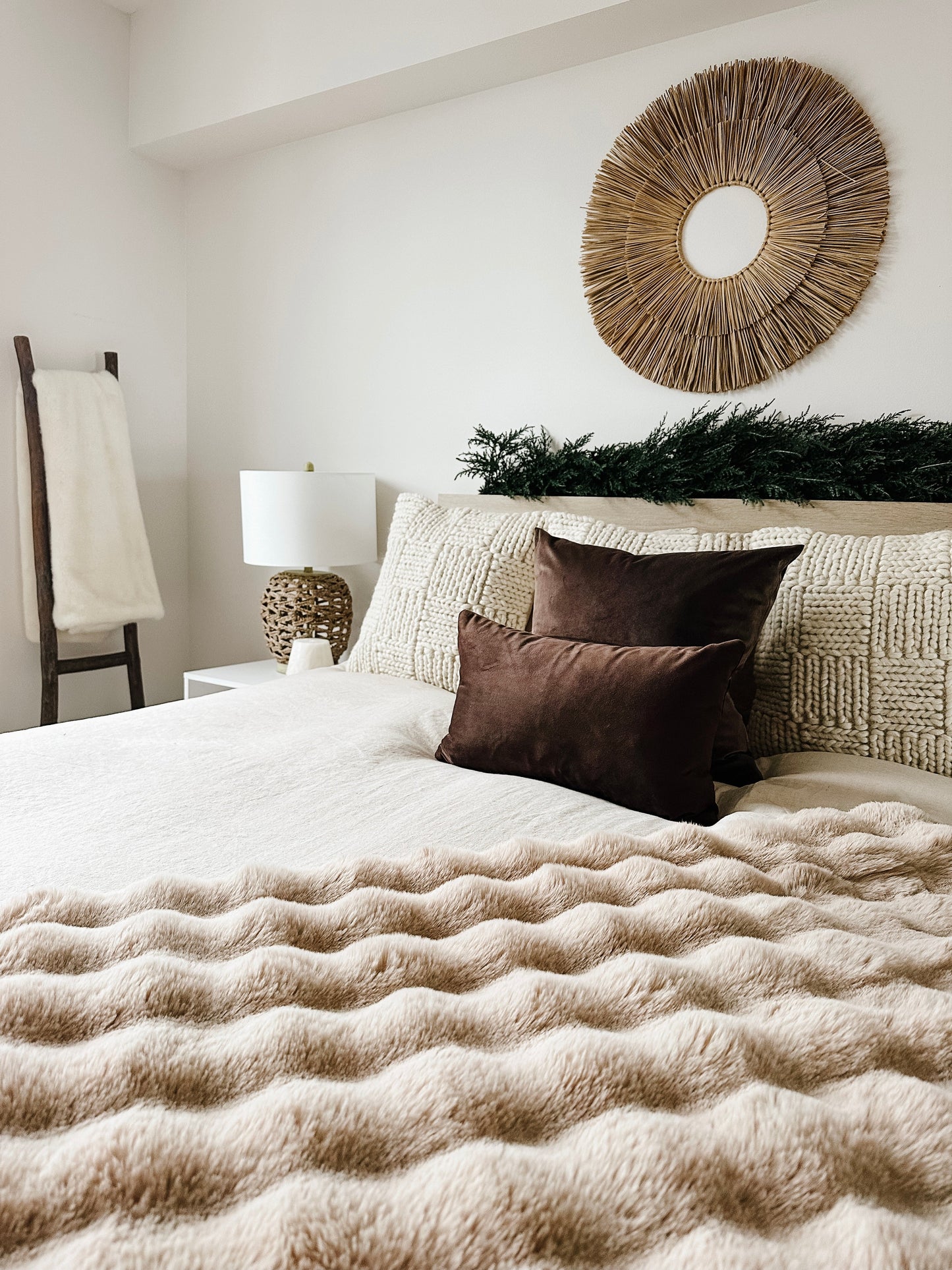 Hardin Velvet Pillow Cover — Chocolate
