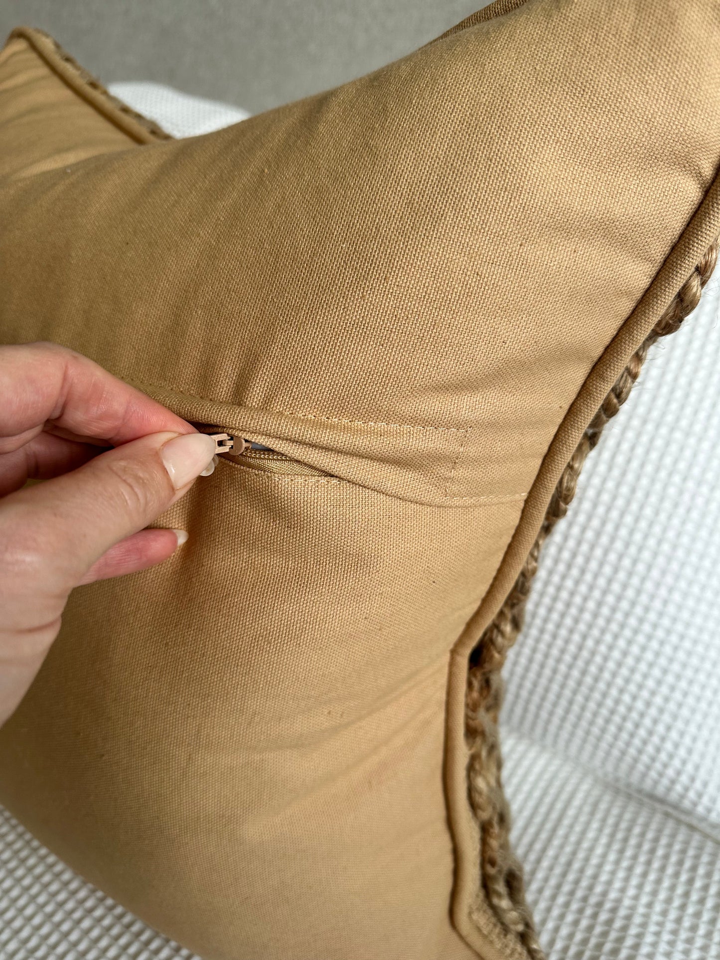 Tanah Braided Jute Pillow Cover
