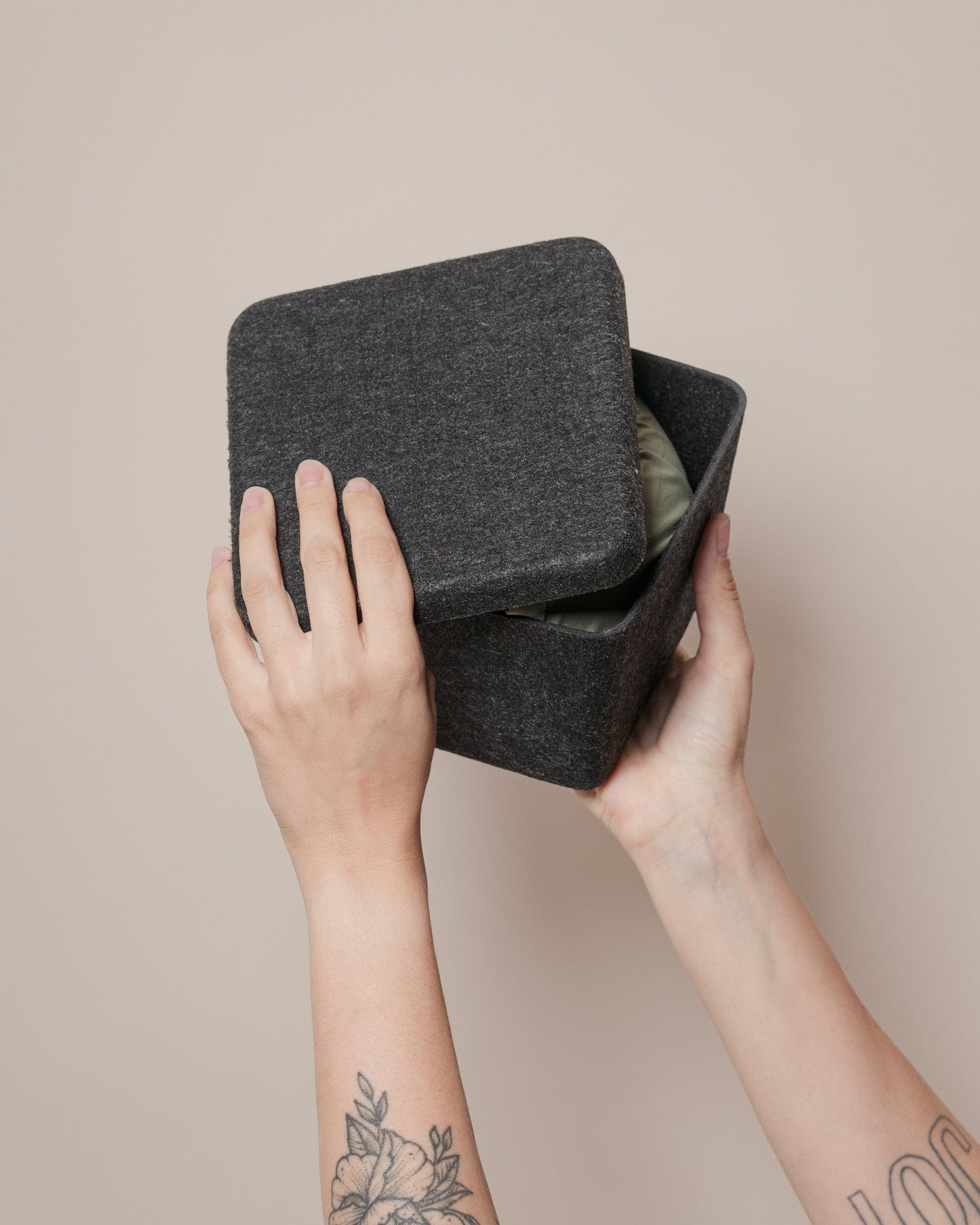 Sculpted Petite Storage Bin with Lid (3-Pack) – Minimal Felt Organizer